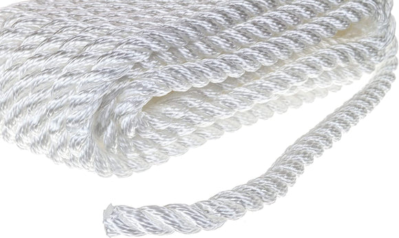 SeaChoice Hand Spliced 3-Strand 3/8in Diameter Nylon Dock Line